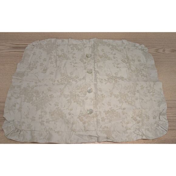 Bella‎ Notte Lillian accent throw pillow ruffled flange Winter White New - Picture 4 of 8